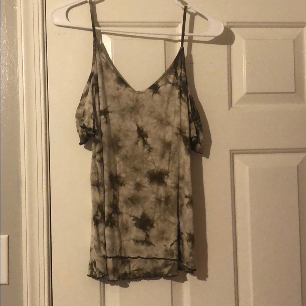 American Eagle short sleeve shirt